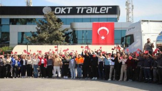 Aydınlı firmadan gövde gösterisi gibi Cumhuriyet kutlaması