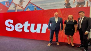 Ayvalık heyeti Antalya Turizm Fuarındaydı