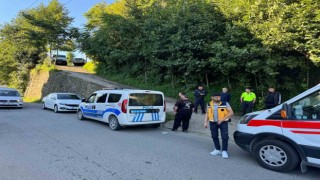 Babasını bıçakla öldürdü, annesini yaraladı