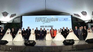 Bağcılarda 7 çift, Bakan Yumaklının şahitliğinde dünya evine girdi