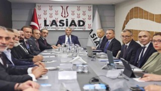 Bakan Ömer Bolat: ‘‘Türkiye, tekstil ve konfeksiyonda çok daha yüksek basamaklara tırmanacak
