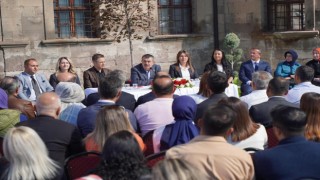 Bakan Tekin öğretmenler ile buluştu