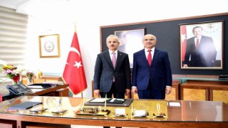 Bakan Uraloğlu Başkan Sami Erle bir araya geldi