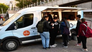 Balıkesirde öğrenciler güne sıcak çorbayla başlıyor