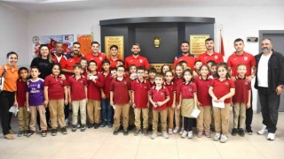 Balıkesirspor, Hatice Fahriye Eğinlioğlu İlkokulunu Ziyaret Etti
