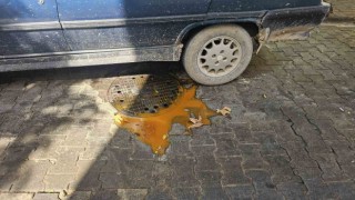 Bandırmadaki kanalizasyondan yağ fışkırdı