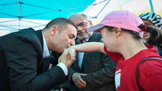 Başkan Ahmet Akın, Halk Günleri kapsamında İvrindililerle buluştu