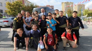 Başkan Altay gençleri doğum günü hediyeleriyle sevindirecek