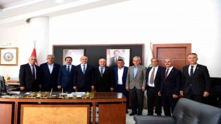Başkan Er, “Muhtarlar yerel yönetimlerin temel taşıdır”