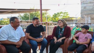 Başkan Şahin, doğuştan kulağı olmayan Sabrinin hayallerine dokundu