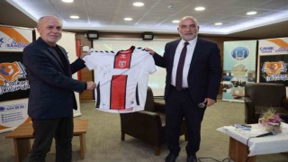 Başkan Sandıkçı: “Eğitim projelerine öğrencilerin istekleri doğrultusunda yön veriyoruz”
