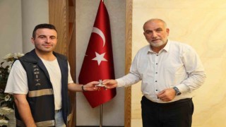 Başkan Sandıkçıdan kahraman zabıtalara ödül
