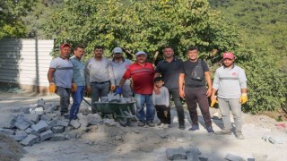 Başkan Yetişkin, 10 yıllık yol sorununu çözdü
