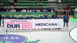 Basketbolcular, meme kanserine dur dedi