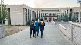 Batmanda 23 yıl hapis cezası olan firari yakalanarak tekrar cezaevine teslim edildi