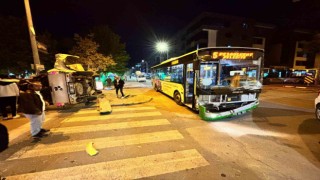 Batmanda yolcu otobüsü ile pikap çarpıştı: 6 yaralı