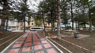 Belediye Varinli Caddesinde çevre düzenlemesi yaptı