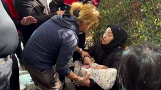 Beylikdüzünde kapatılan hastanenin çalışanlarına tepki