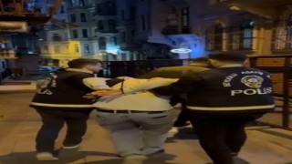 Beyoğlunda genç kızı taciz eden 2 şüpheli tekrar gözaltına alındı