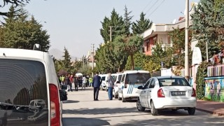 Bıçaklı saldırıda yaralanan polis memuru Erzincanlı