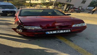 Bilecikte meydana gelen trafik kazasında 2 kişi yaralandı