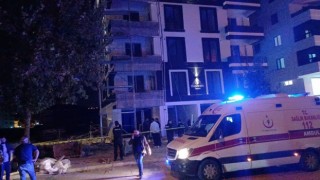 Boşanma aşamasındaki genç kadın 5. kattan atladı