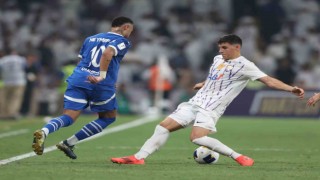 Brezilyalı futbolcu Neymar, 369 gün sonra sahalara döndü