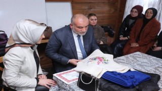 Bu ilçede vatandaşlar, ücretsiz eğitimlerle meslek sahibi oluyor