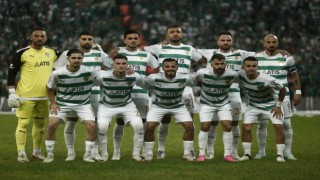 Bursaspor, tüm liglerde gol yemeyen tek takım unvanını koruyor