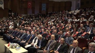 BUÜde yeni dönemin ilk dersini TRT Genel Müdürü Sobacı verdi
