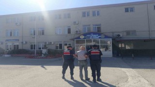 Çeşitli suçlardan aranan 15 şahıs, jandarmadan kaçamadı