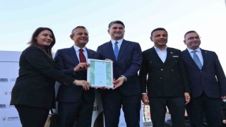 CHP Genel Başkanı Özel: Başkan Adıgüzel, 6 yıllık işi 6 ayda yaptı”