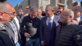 CHP Genel Başkanı Özel: “Eğer Türkiyenin en önemli sorununu çözmek için adım atıyorlarsa buradan geri adım olmaması lazım”