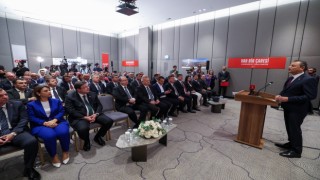 CHP Genel Başkanı Özel: İktidarı bir şekilde erken seçime zorlamak durumundayız
