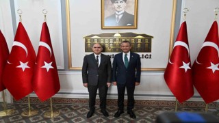 CHP Genel Başkanı Özelden Vali Özkana ‘hayırlı olsun ziyareti