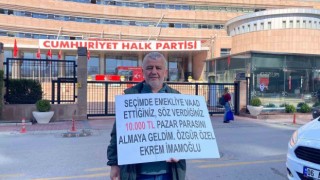CHP Genel Merkezi önünde Ekrem İmamoğlu protestosu