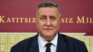 CHP'li Gürer: "Çiftçi Tüccarın Eline Bırakıldı, Bakanlık Seyrediyor"