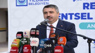 Çınarönünde anahtarlar teslim ediliyor
