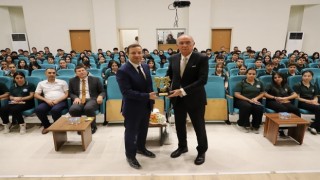 Cizrede öğrencilere yönelik söyleşi programı düzenlendi