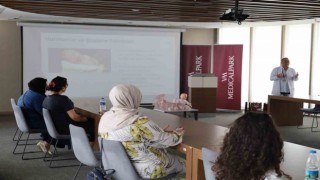 Çocuk Sağlığı ve Hastalıkları Uzmanı Doç. Dr. Ahmet Sami Yazar: Bebeğin sağlıklı gelişimi için anne sütü şarttır