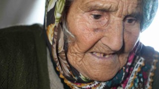 Cumhurbaşkanı Erdoğan hayranı Arzu nine, 117 yıllık ömrüne veda etti