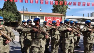 Cumhuriyet Bayramı kutlamalarında komandoların gösterisi nefes kesti