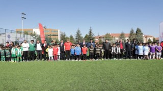Cumhuriyet Kupasının şampiyonu Bursa Kültürspor oldu