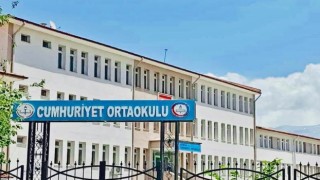 Cumhuriyet Ortaokulu öğretmenlerinden Derin vefat etti