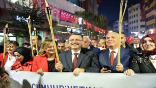Cumhuriyetin 101. yılına fener alayı damgası