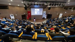 Cumhuriyetle yükselen kadınlar