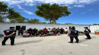 Didimde 53 düzensiz göçmen yakalandı