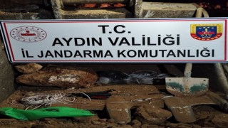 Didimde kaçak kazıya jandarmadan suçüstü