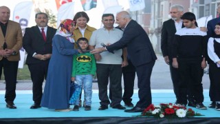 Diyarbakırda 641 deprem konutu hak sahiplerine teslim edildi