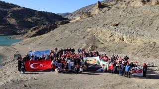 Doğa yürüyüşü ile Cumhuriyet coşkusunu yaşadılar
